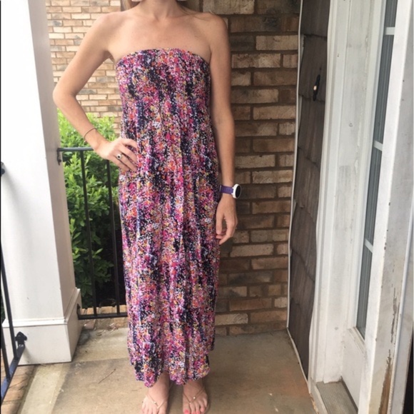 Dresses & Skirts - FLORAL MAXI DRESS, Size Small